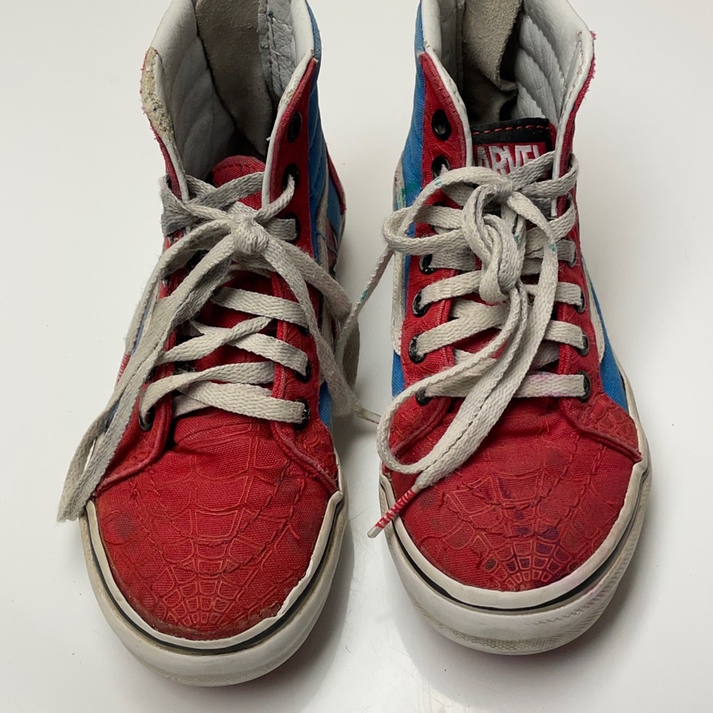 🕷NWT SK8-Hi Zip Spiderman Vans 🕷